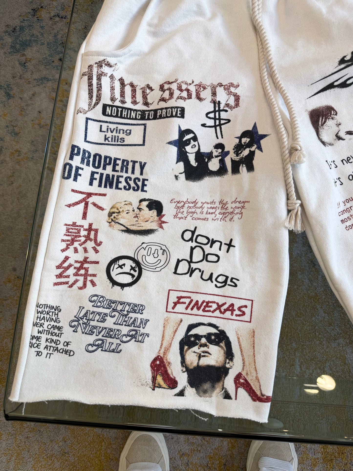 FINESSERS PRINTED SWEAT SHORTS - WHITE