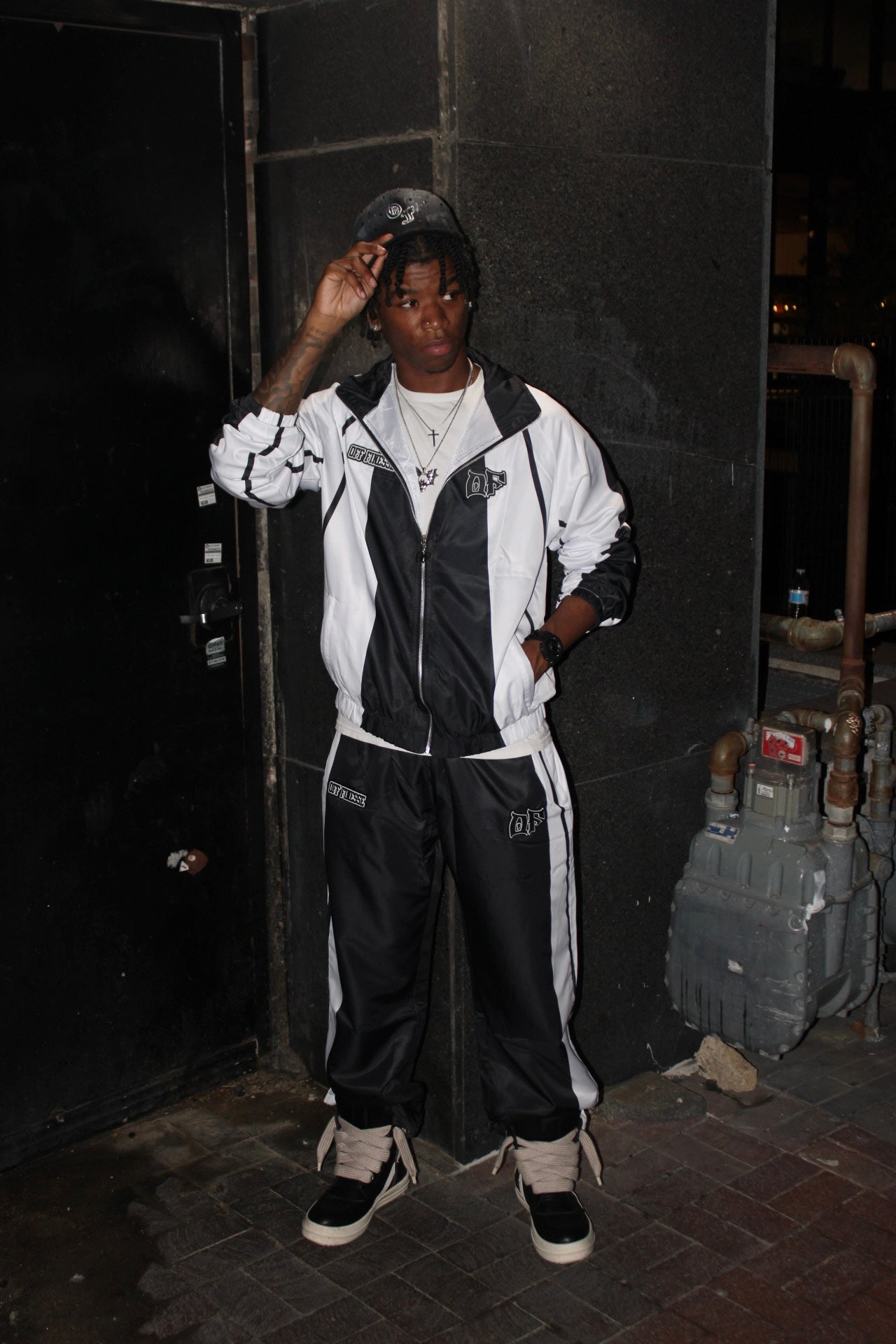 Onyx Windbreaker Set