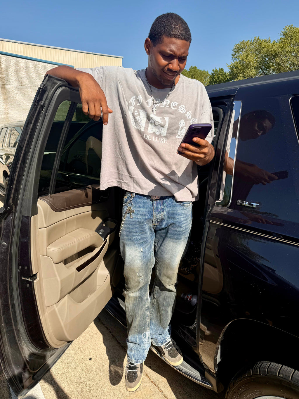 DE LUXE TEE - GREY