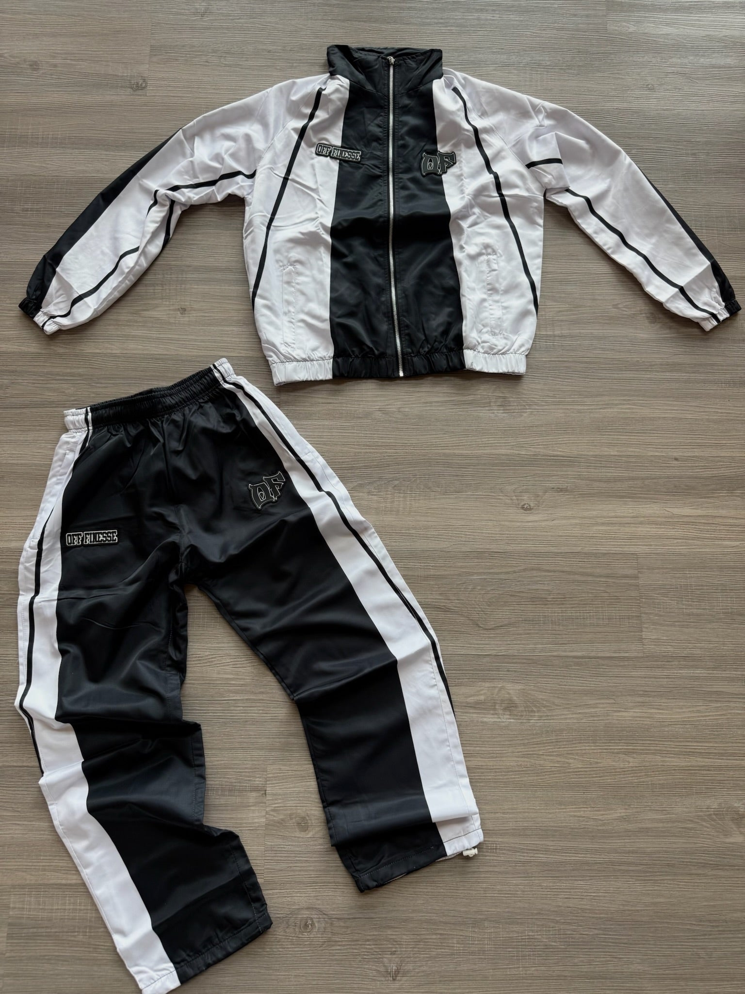 Onyx Windbreaker Set
