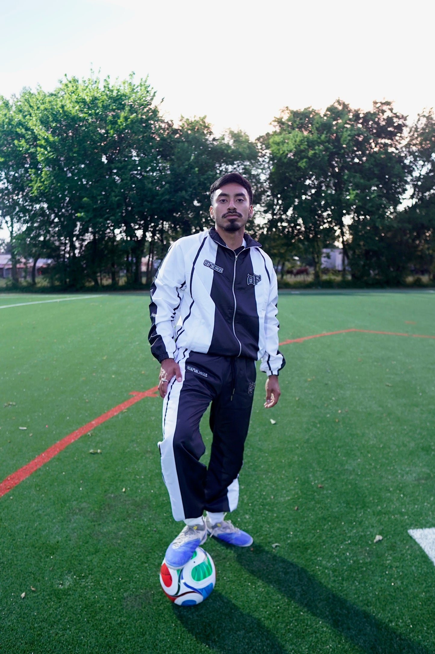Onyx Windbreaker Set